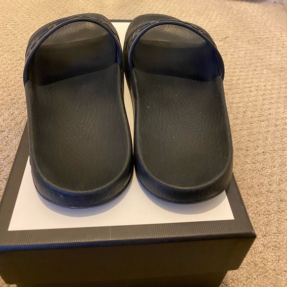 Gucci pool slides - Picture 5 of 7